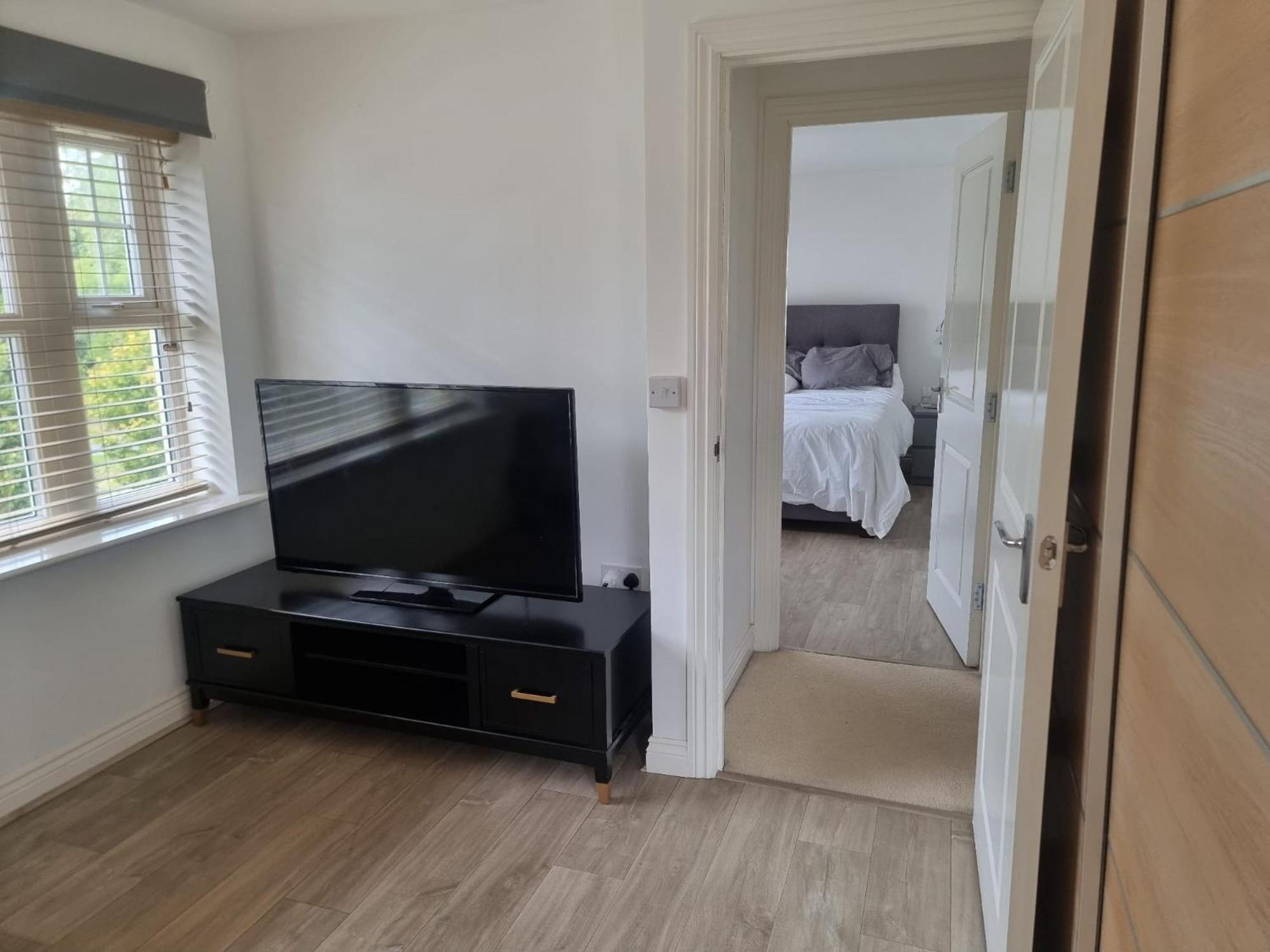 Bromley Common- Double Bedroom With En-Suite With Private Lounge In Shared Town House Eksteriør bilde